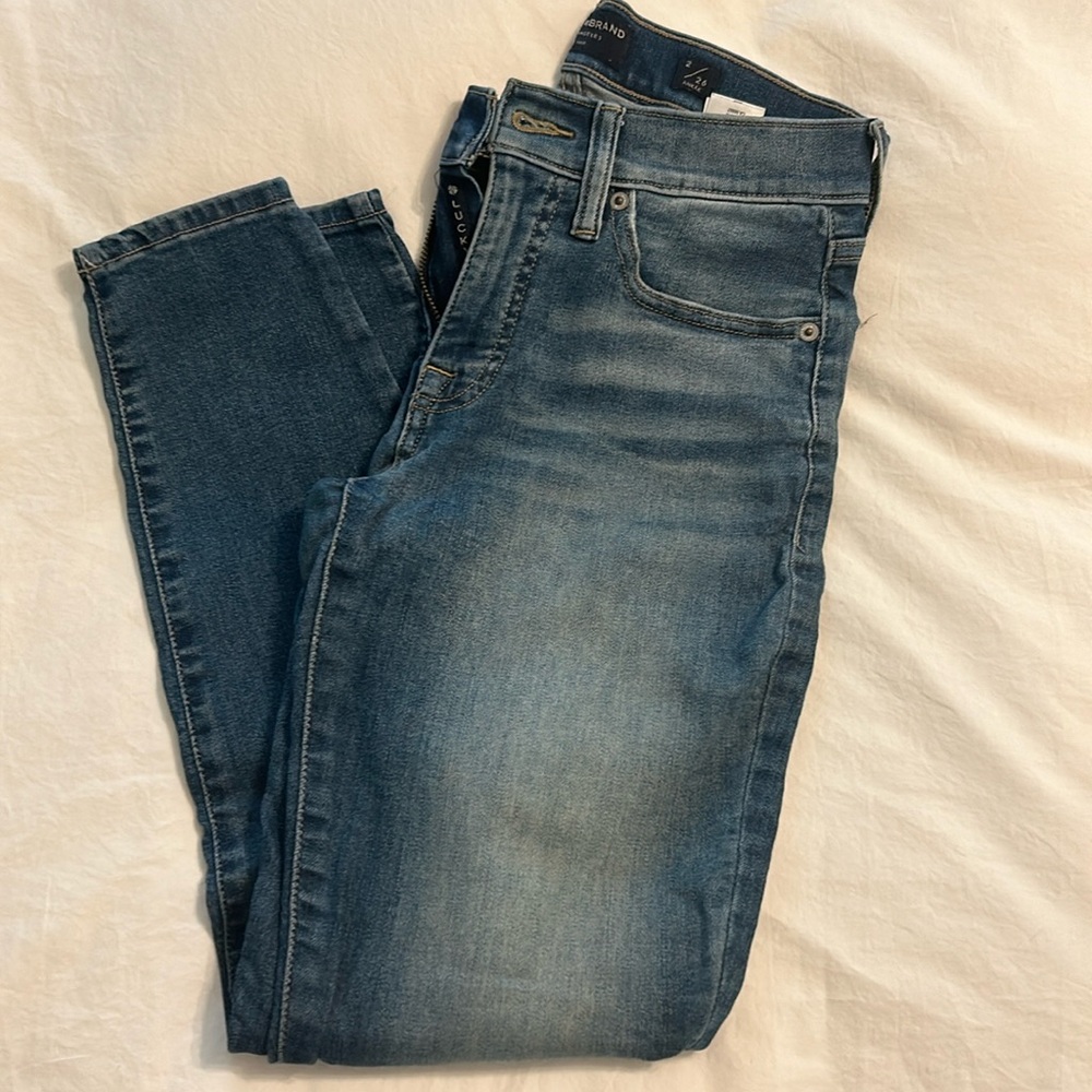 Women’s Lucky Brand jeans